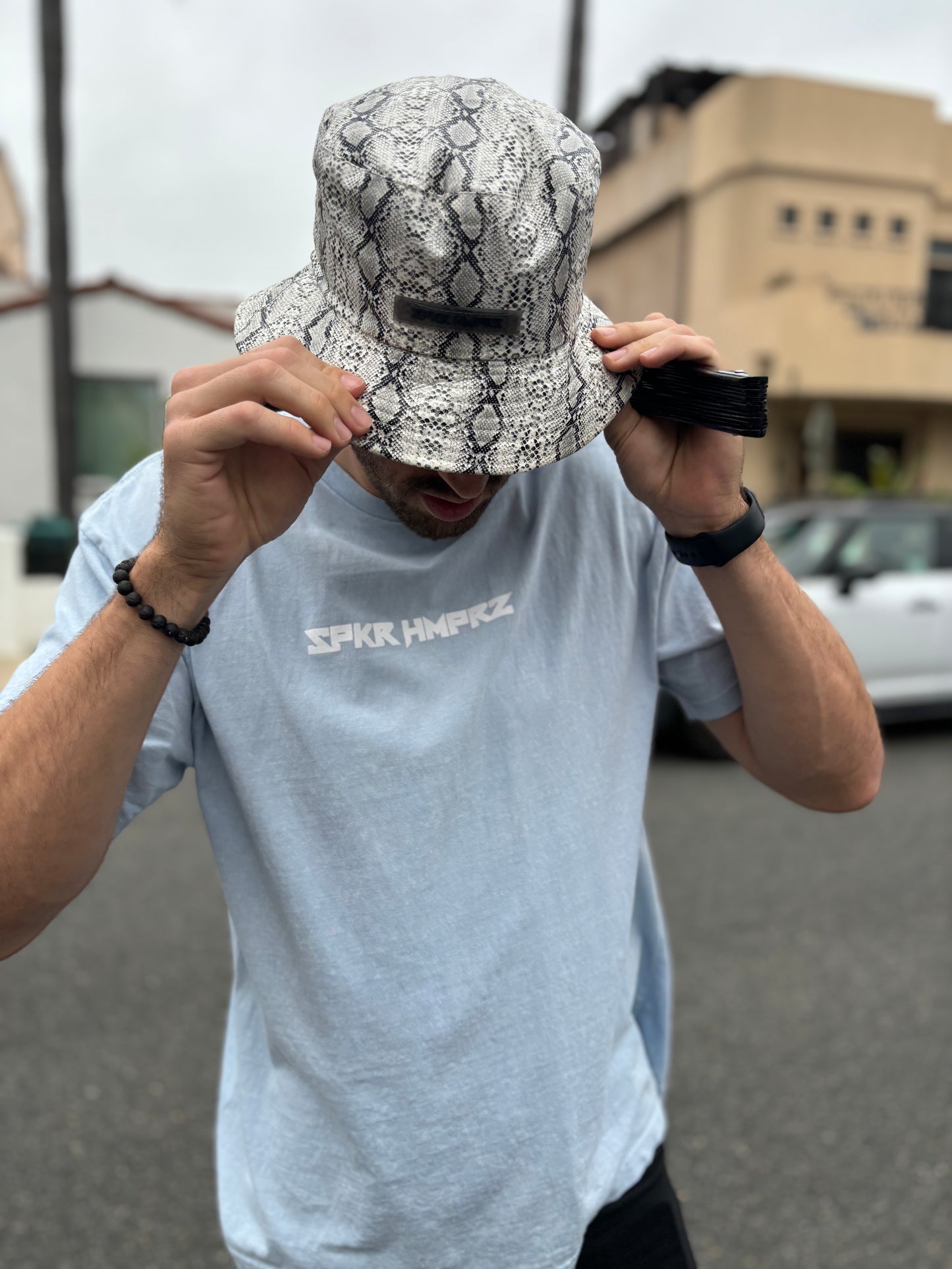 SNAKESKIN BUCKET HAT